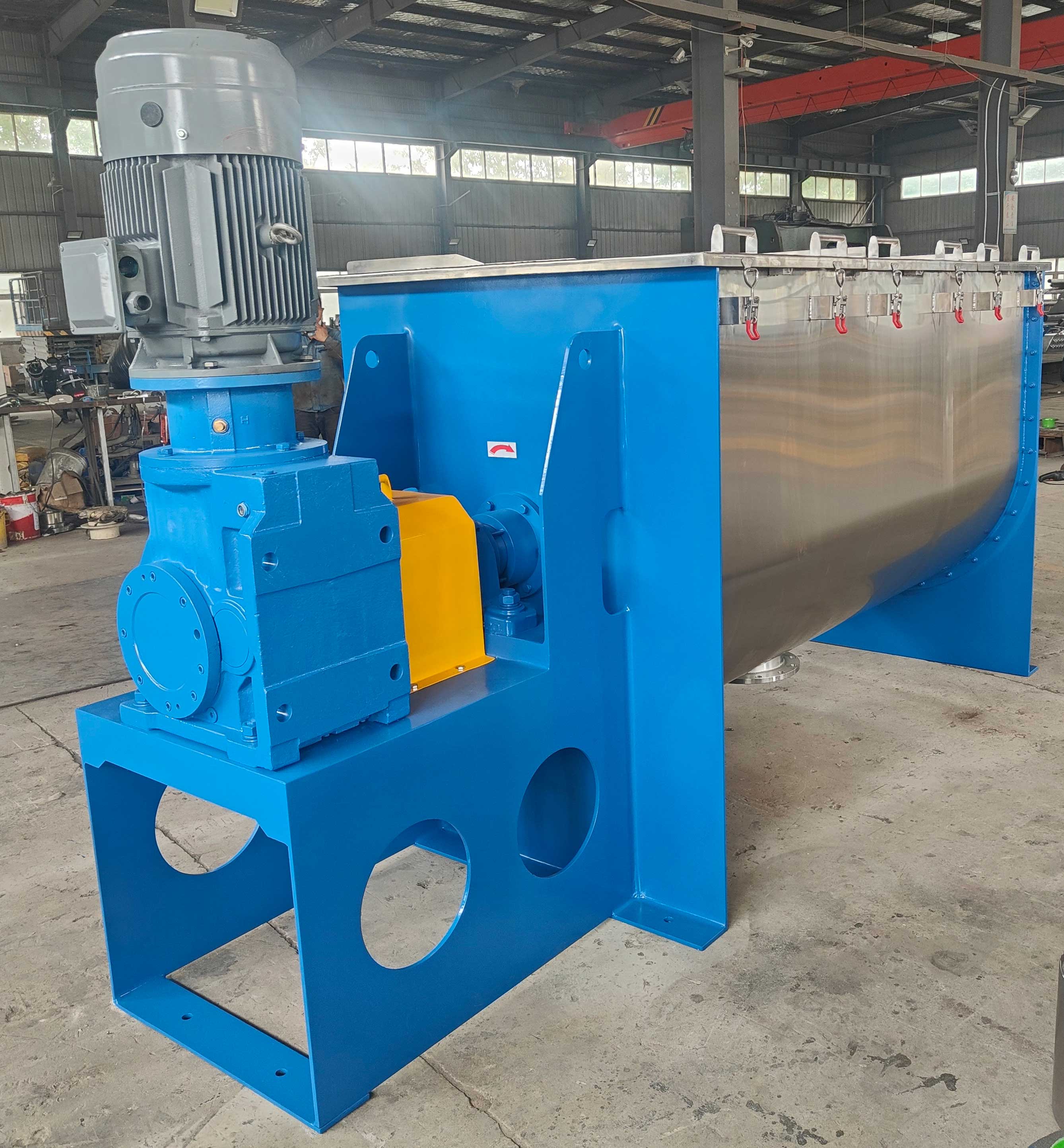 臥式螺帶混合機 臥式螺帶混合機