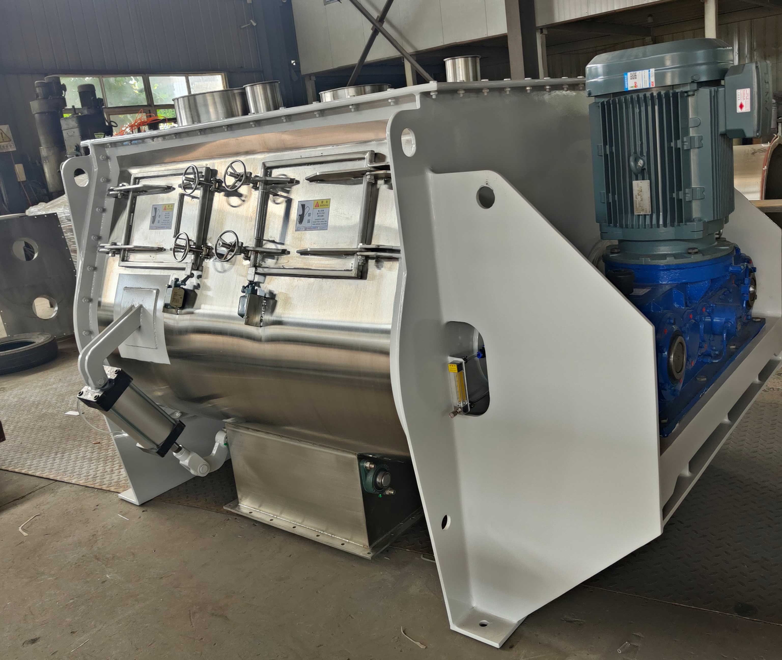 臥式螺帶混合機 臥式螺帶混合機